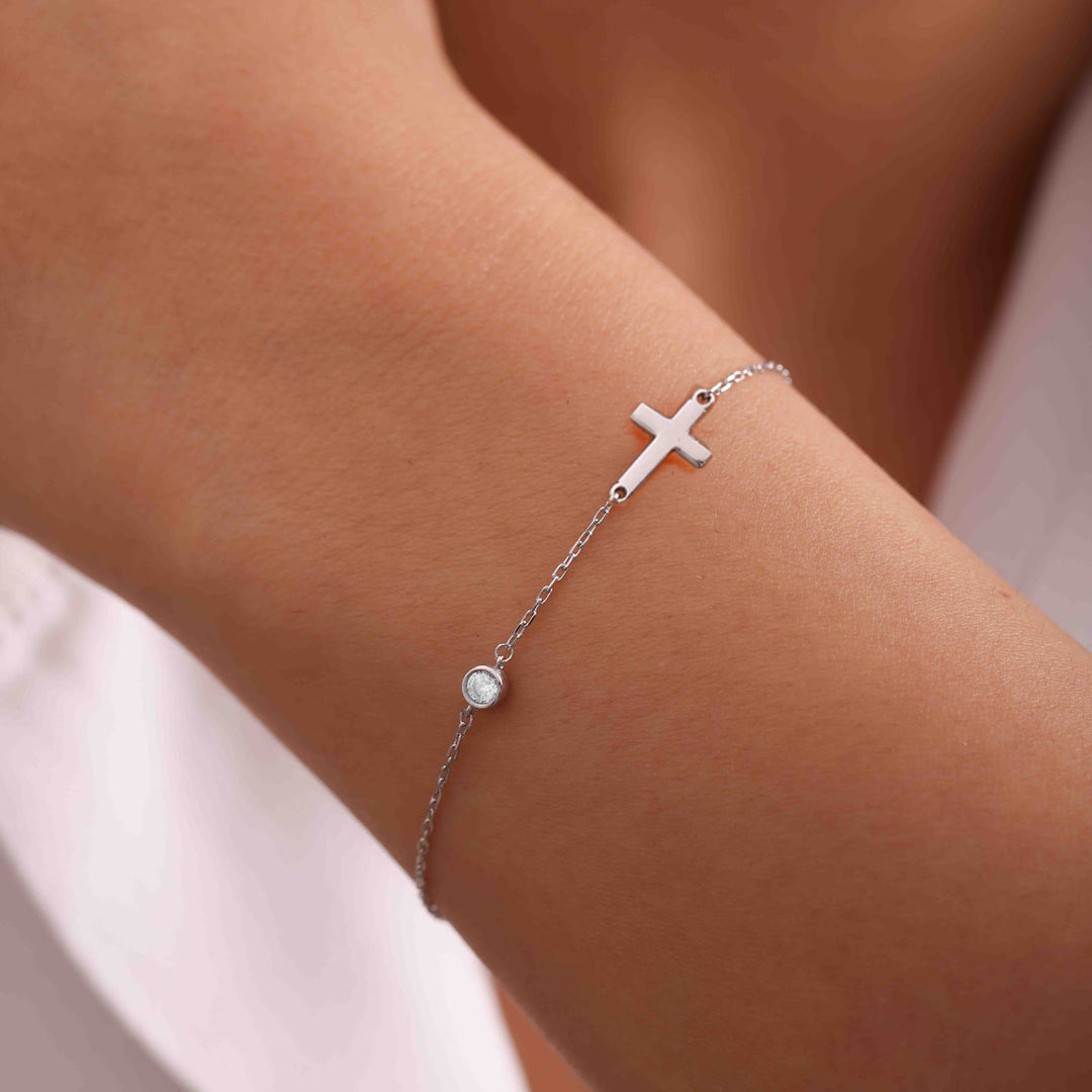 Abigail Cross With Solitaire Moissanite Bracelet
