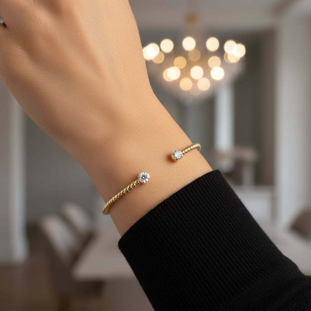 Sara Moissanite Bangle