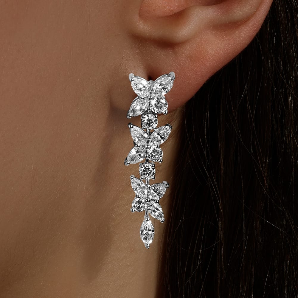 Dewy Dance Drop Moissanite Earring