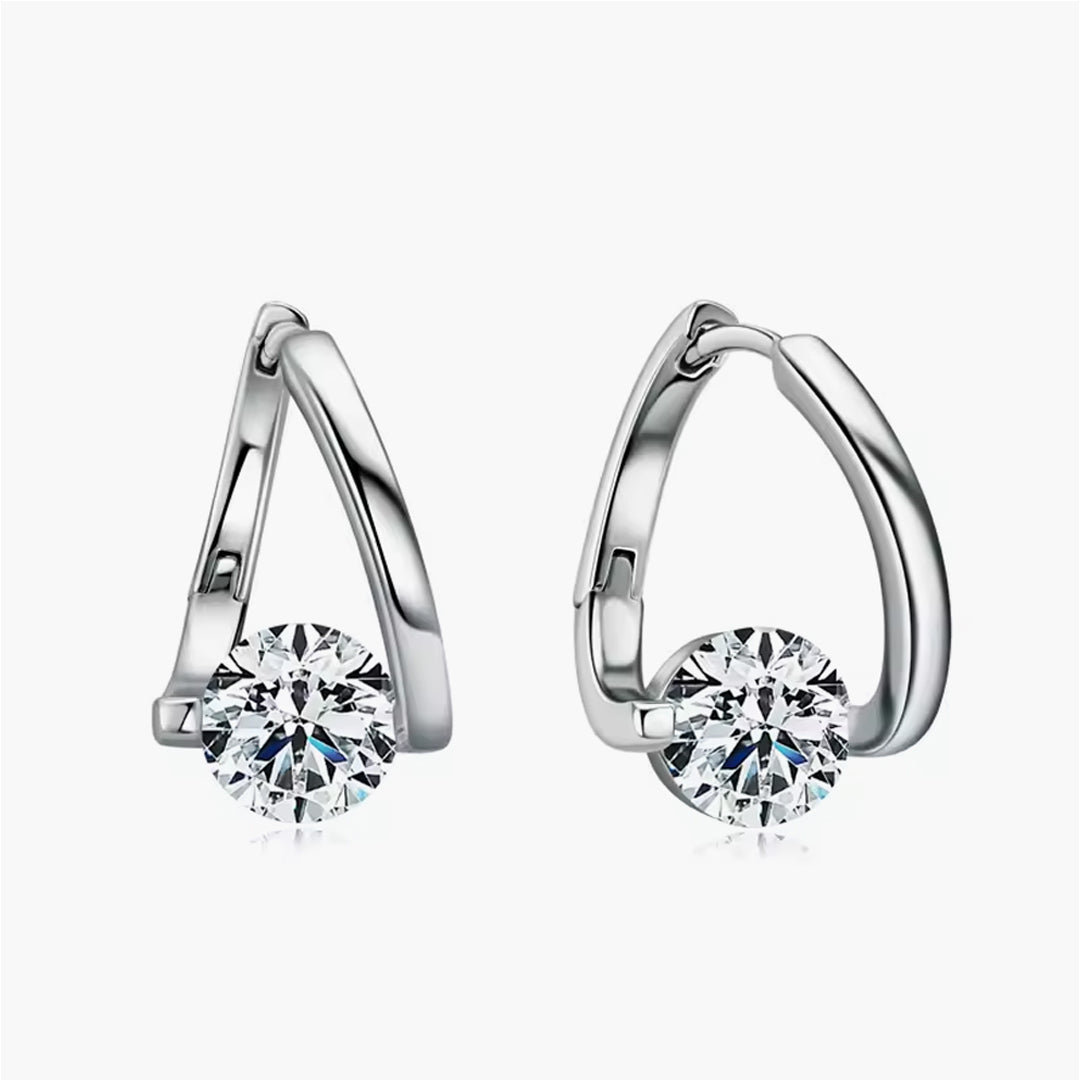 June Round-Cut Moissanite Earrings
