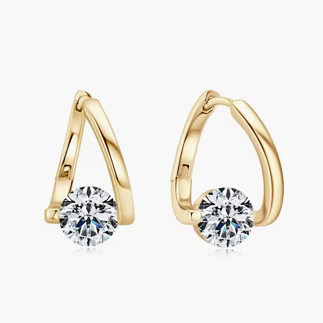 June Round-Cut Moissanite Earrings