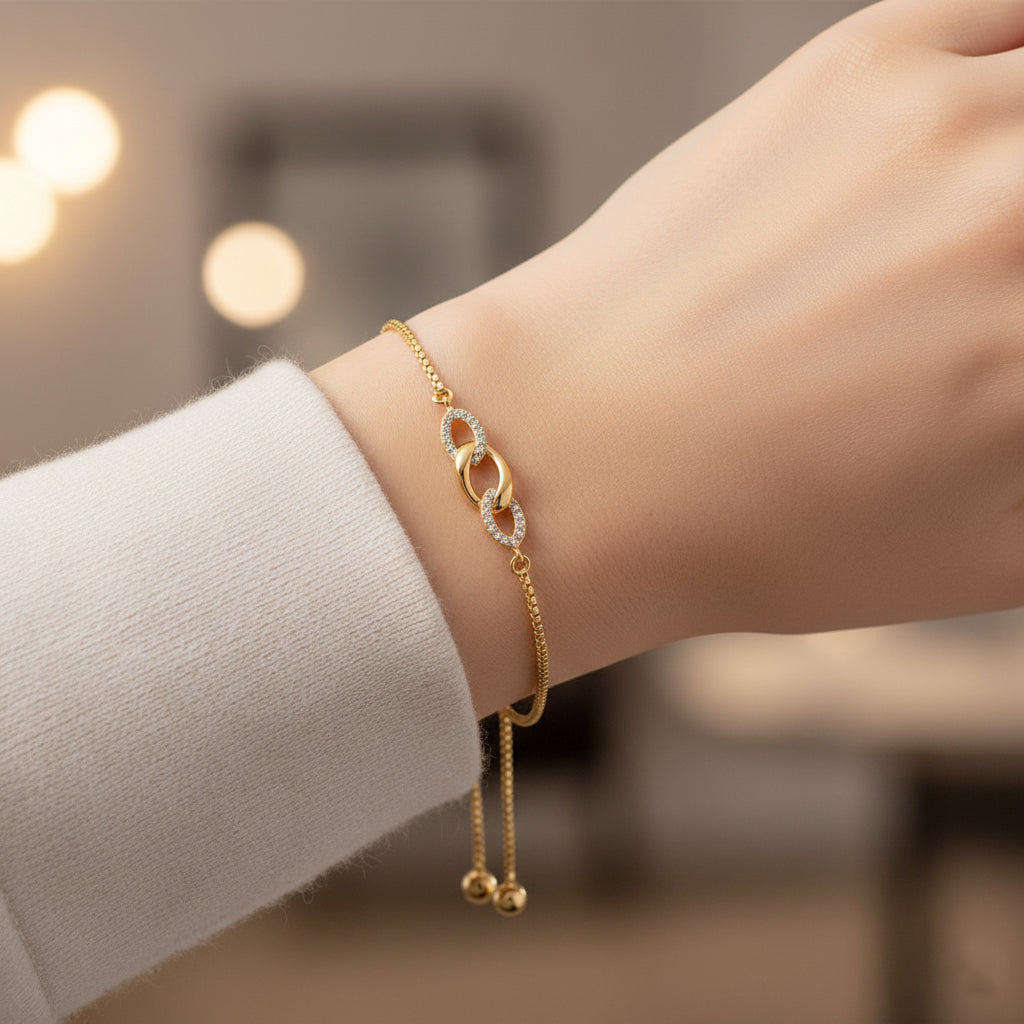 Véda Linked Moissanite Bracelet