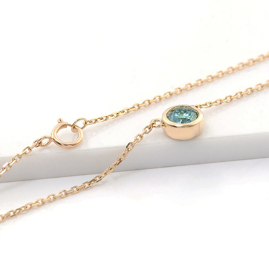 Verdora Solitaire Green Moissanite Necklace