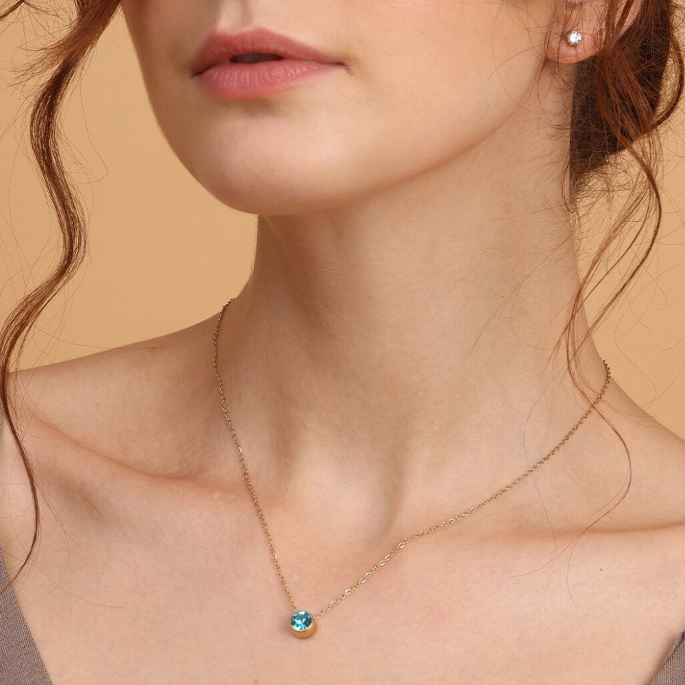 Verdora Solitaire Green Moissanite Necklace