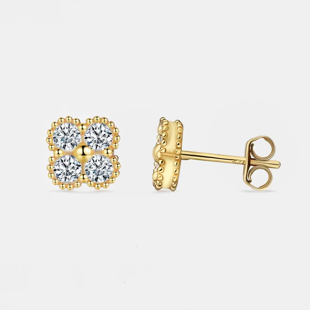 Yuna 4-Leaf Clover Round-Edge Moissanite Stud Earring