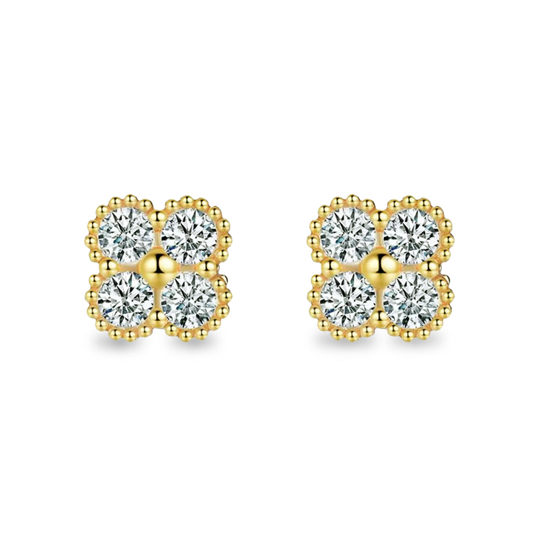 Yuna 4-Leaf Clover Round-Edge Moissanite Stud Earring