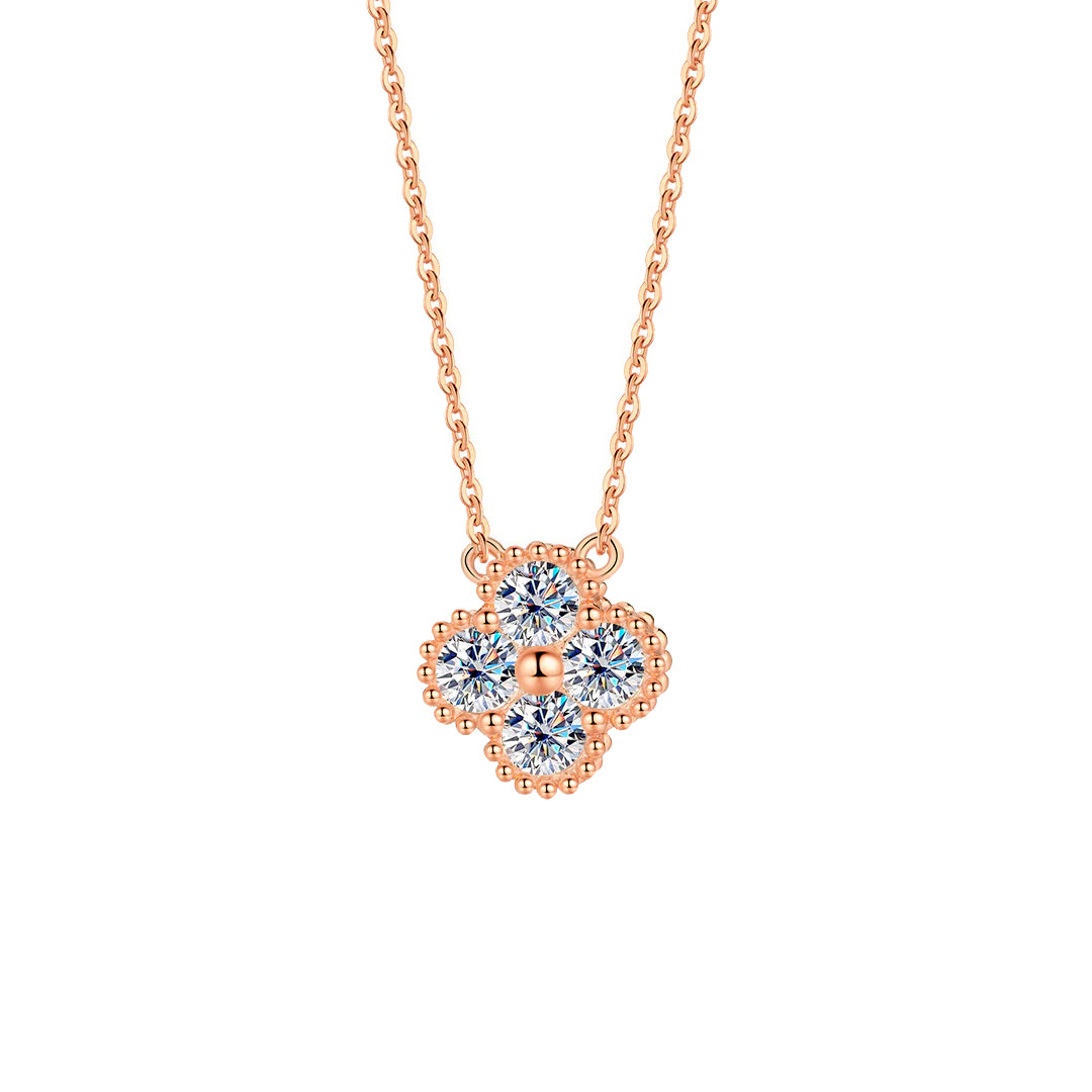 Yuna 4-Leaf Clover Round-edge Moissanite Necklace