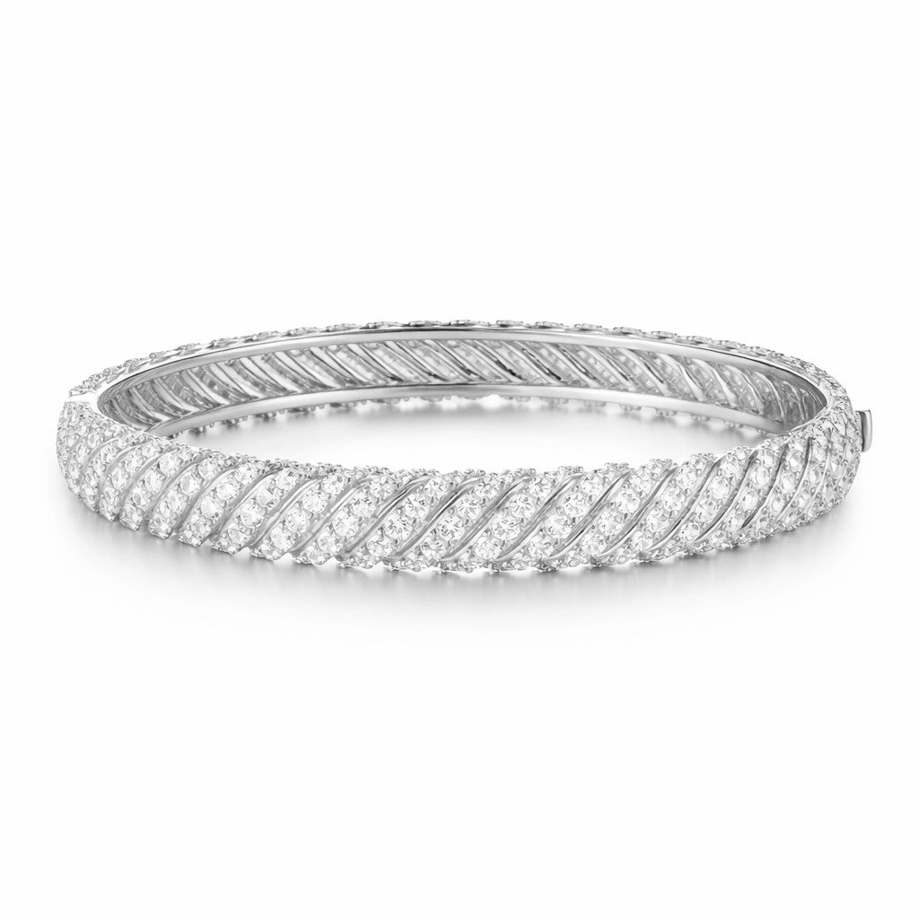 Lumière Twist Moissanite Bracelet