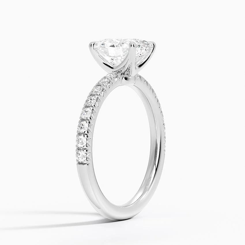 Oval Cut Moissanite Ring