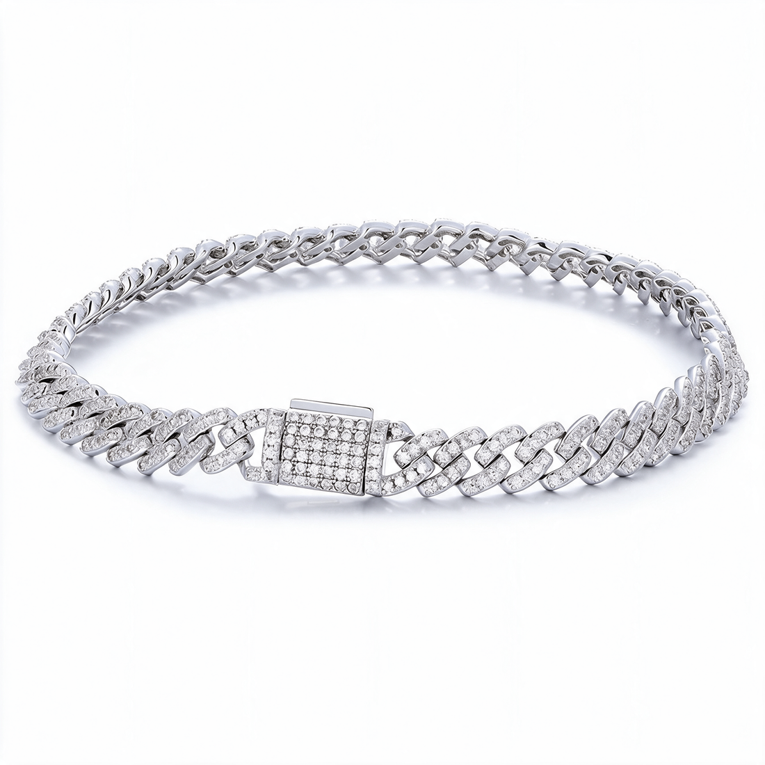 Catena Bold Bracelet 14k Platinum clasp detail