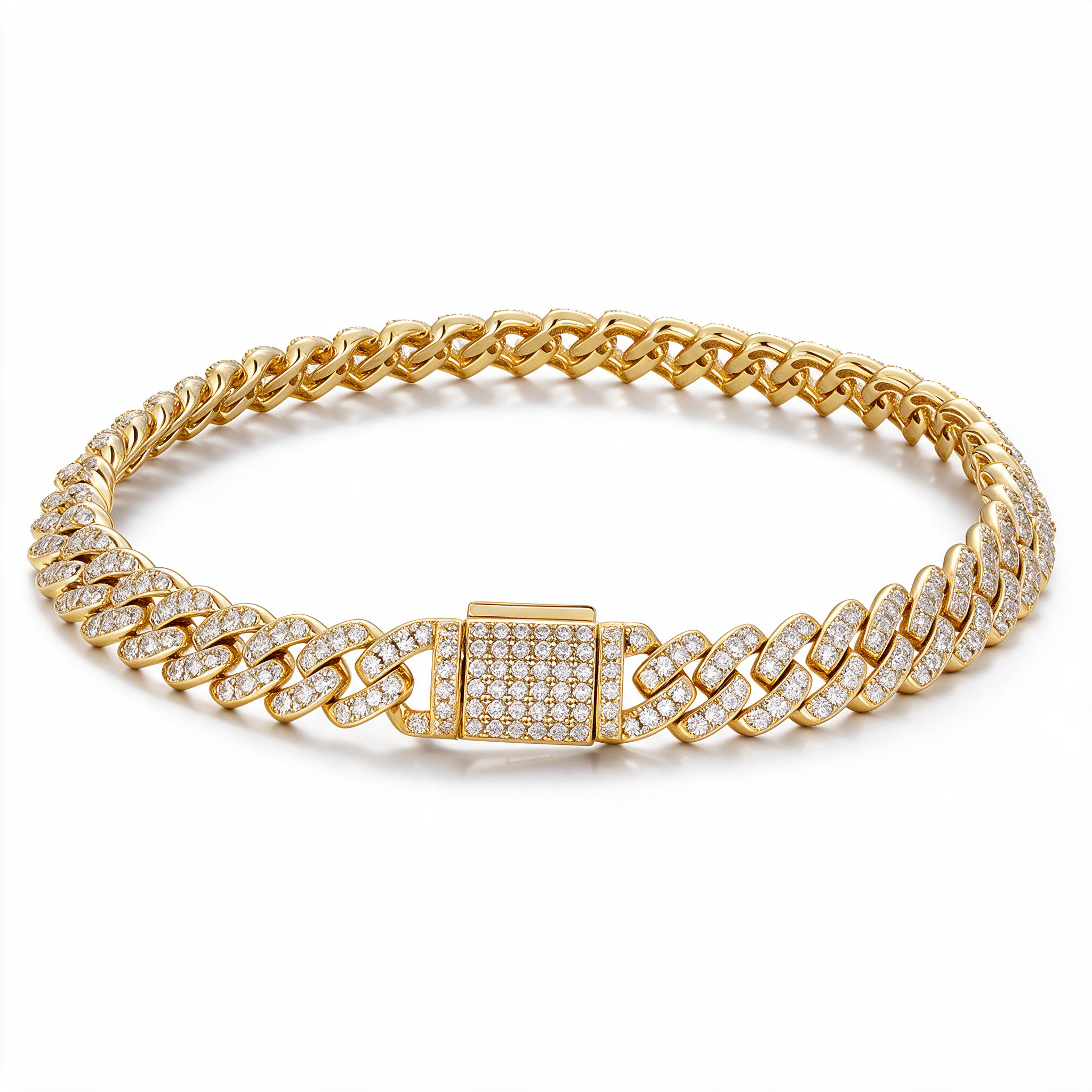 Catena Bold Cuban Link Moissanite Bracelet gold clasp detail