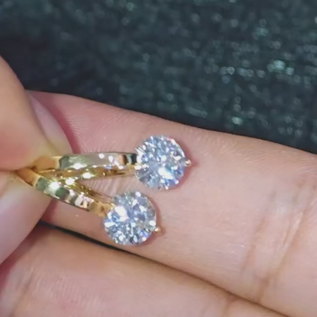 Izzy Round-Cut Moissanite Earrings