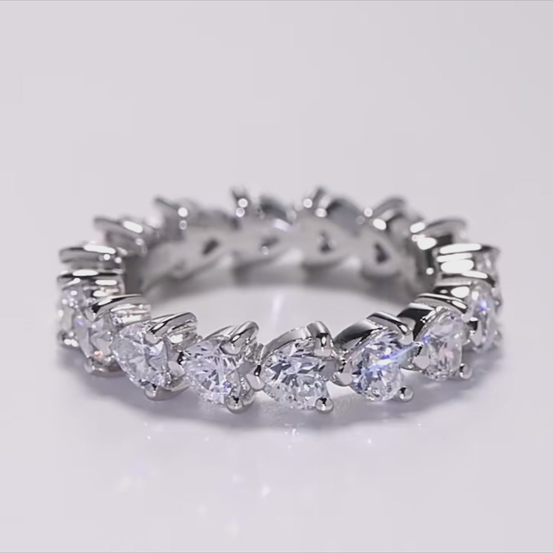 Anthurium Fleur Heart-Shape Moissanite Eternity Ring