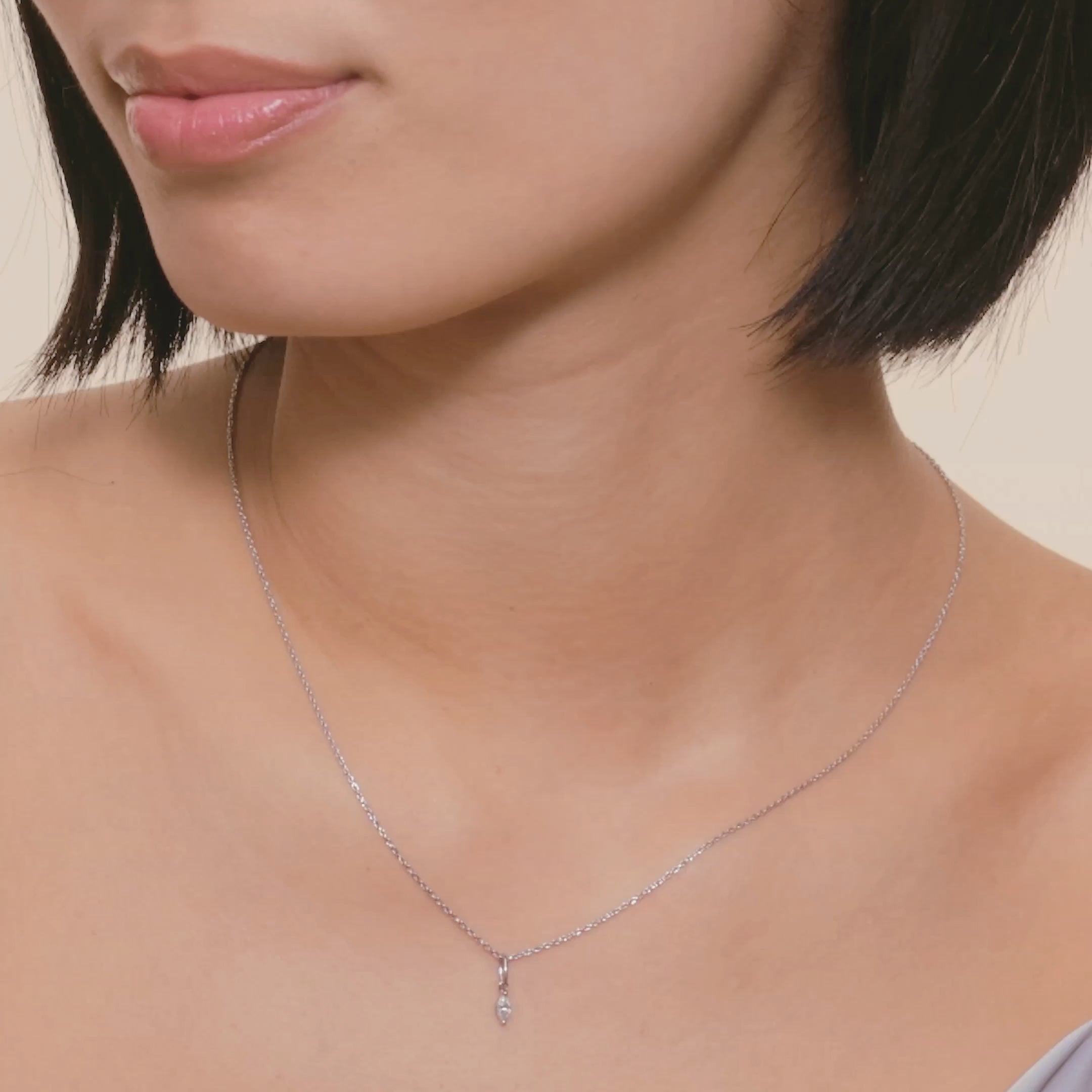 Isla Moissanite Pendant