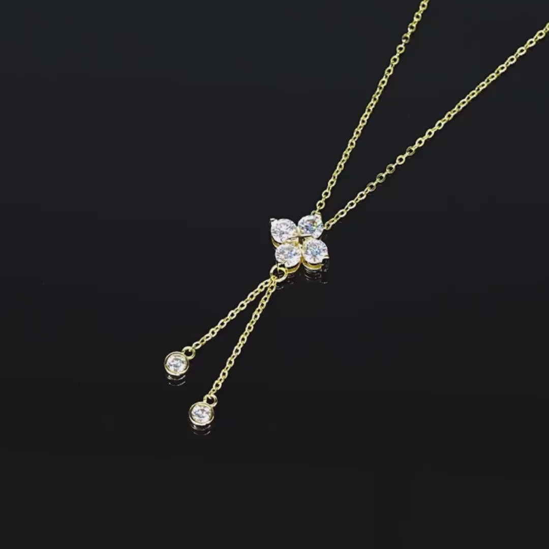 Yuna 4-Leaf Clover Dancing Moissanite Necklace